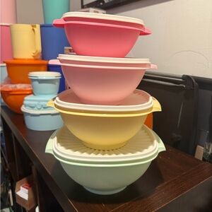 Tupperware heritage Colorful Mixing Bowl Set